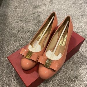 Salvatore Ferragamo Vara Bow Heels